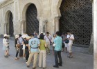 La Junta permite al Cabildo retirar una celosía de la Mezquita La Junta permite al Cabildo retirar una celosía de la Mezquita