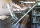 Cae parte del techo del área infantil de la biblioteca de Fort Pienc