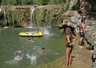 Els municipis volen controlar l’arribada de turistes a rius i gorgs