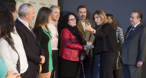 La presidenta de la Junta, Susana Díaz, recibe a los familiares de bebés robados
