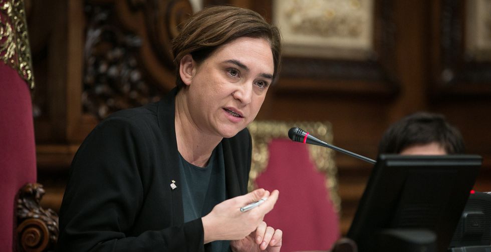 Ada Colau en una sesión del Pleno del Ayuntamiento. Ada Colau en una sesión del Pleno del Ayuntamiento.