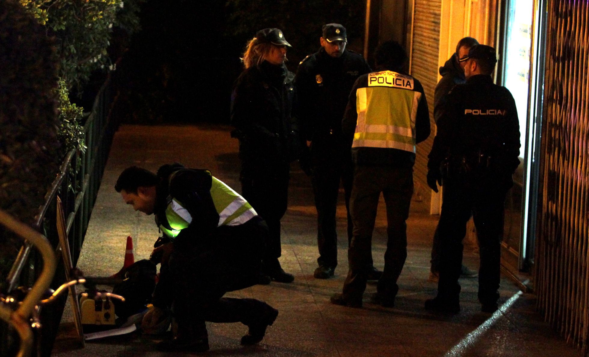 Varios policías en lugar del tiroteo. Varios policías en lugar del tiroteo.