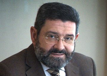 Papeles y desvergüenzas Papeles y desvergüenzas