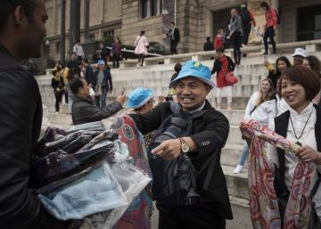 Èxtasi xinès al ‘top manta’