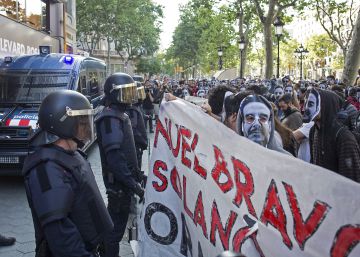 ‘Escrache’ al passeig de Gràcia a l’amo del Banc Expropiat
