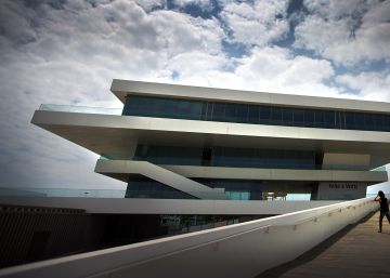 Veles e Vents reabre sus puertas con las obras de Miquel Navarro