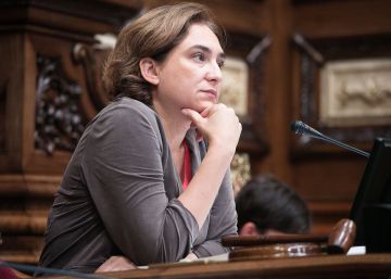 Colau suspèn noves llicències d’activitats a la zona de Sants
