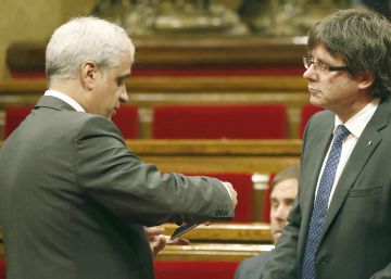 Puigdemont denuncia el “ridícul” del Govern del PP amb Catalunya