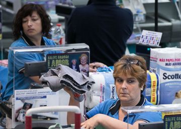 Las barcelonesas cobran un 25% menos que los barceloneses Las barcelonesas cobran un 25% menos que los barceloneses