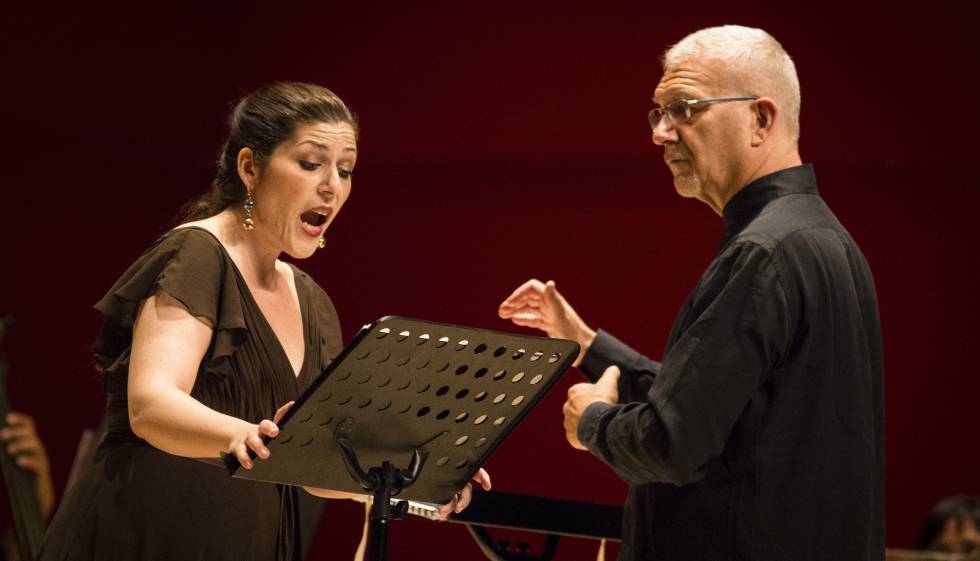 Valentina Varriale y Antonio Florio, durante su actuación.