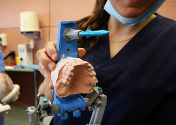 El PSOE reclama poner en marcha la cobertura dental gratuita para niños El PSOE reclama poner en marcha la cobertura dental gratuita para niños