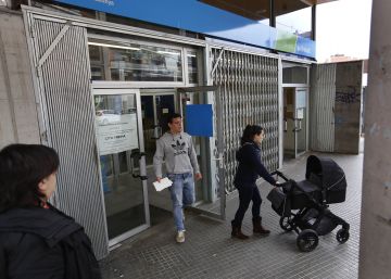 Mil euros de sueldo por un empleo con formación para 3.725 parados Mil euros de sueldo por un empleo con formación para 3.725 parados