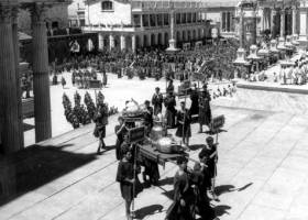 Un juez avala la política de memoria histórica del Ayuntamiento