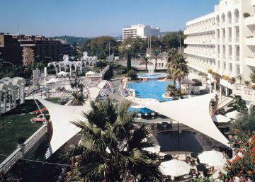 Acuerdo entre los trabajadores de los hoteles cerrados en Lloret y la empresa