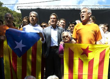 Homs dice que declarará por el 9-N “en nombre de Cataluña” Homs dice que declarará por el 9-N “en nombre de Cataluña”