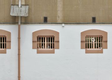Las agresiones a funcionarios crecen pese a que hay menos presos Las agresiones a funcionarios crecen pese a que hay menos presos
