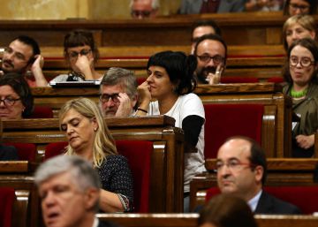 La CUP subraya su plena “sintonía” con la propuesta de consulta y obvia la amenaza electoral La CUP subraya su plena “sintonía” con la propuesta de consulta y obvia la amenaza electoral