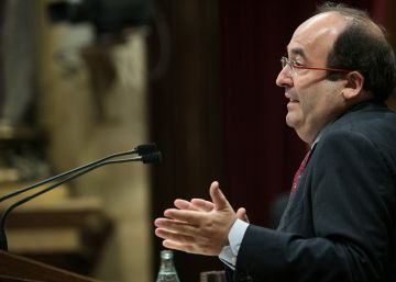 Socialistas y Sí que Es Pot tratan de dejar en evidencia a la CUP con el IRPF