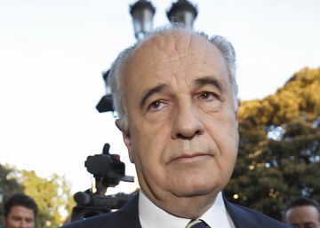 La juez procesa al exconsejero Blasco por otro gran fraude en las ayudas al desarrollo La juez procesa al exconsejero Blasco por otro gran fraude en las ayudas al desarrollo