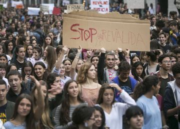 Miles de estudiantes de secundaria, contra la LOMCE