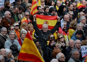 El ‘no’ a la independencia se impone por la mínima en Cataluña