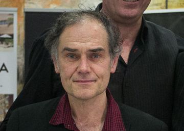 Pérez Andújar recibe el premio Un dels Nostres