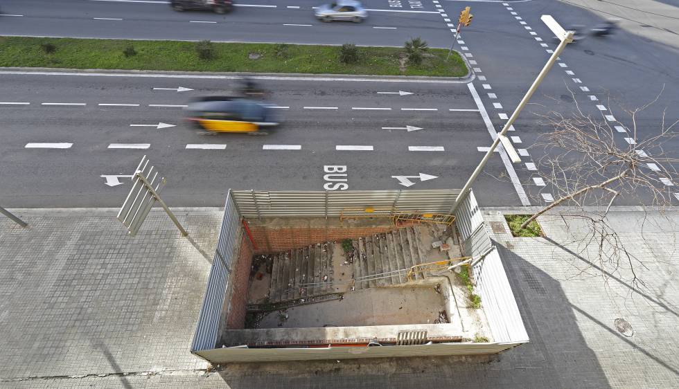 La futura estación de metro Foc Cisell, en el paseo de la Zona Franca