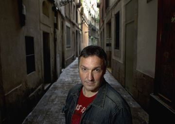 Carlos Zanón: “El meu Carvalho sonarà més rocker que bolero” Carlos Zanón: “El meu Carvalho sonarà més rocker que bolero”