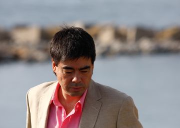 El flautista Ignacio Henderson toca Bach en Santa Maria del Pi