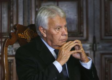 Felipe González califica a Donald Trump de “macho alfa imprevisible”