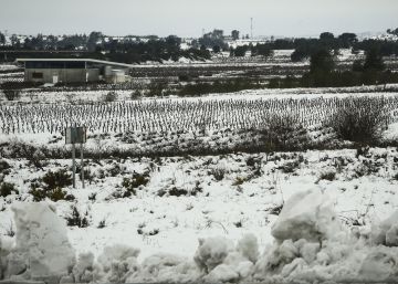 El temporal remite pero persiste la lluvia en Valencia y Alicante
