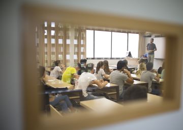 Alumnos de bachillerato durante las pruebas de acceso a la universidad.