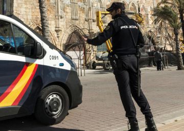 Detenido un menor por amenazar con difundir un vídeo sexual de una joven Detenido un menor por amenazar con difundir un vídeo sexual de una joven