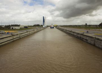 El puerto de Sevilla suspende el proyecto del dragado del Guadalquivir