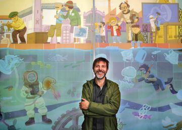 El ilustrador Paco Roca con las medusas El ilustrador Paco Roca con las medusas