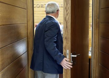 El PP prevé “inestabilidad” en el Gobierno valenciano tras la renuncia del líder de Podemos El PP prevé “inestabilidad” en el Gobierno valenciano tras la renuncia del líder de Podemos