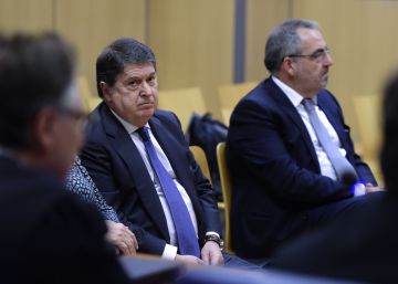 Olivas renuncia a los honores de expresidente al confirmarse su condena Olivas renuncia a los honores de expresidente al confirmarse su condena