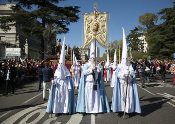 Procesiones, pasos, saetas y tamborrada