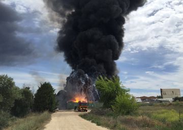 Un incendio en una planta industrial de Arganda del Rey causa 35 heridos