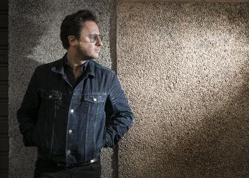 David Carabén: “Amb els anys guanyes distància i ironia”