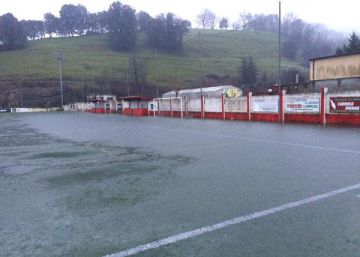 Sancionan con 12 partidos a un jugador que escupió a una juez de línea Sancionan con 12 partidos a un jugador que escupió a una juez de línea