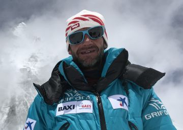 Ferran Latorre arriba al cim del món i aconsegueix els 14 vuitmil de la Terra