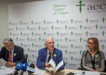 “Un niño pequeño que se pone rojo en la playa es como darle una irradiación de cobalto” “Un niño pequeño que se pone rojo en la playa es como darle una irradiación de cobalto”