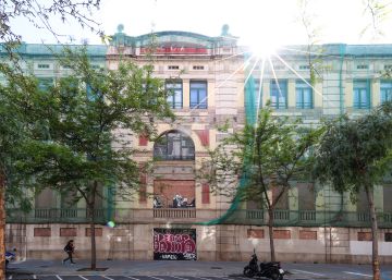 Barcelona retoma el plan de lectura y convoca al sector Barcelona retoma el plan de lectura y convoca al sector