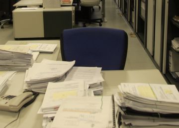 Los trabajadores del juzgado de Majadahonda abandonan el edificio por la ola de calor Los trabajadores del juzgado de Majadahonda abandonan el edificio por la ola de calor
