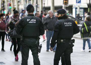 Los mossos exigen quedar “al margen” de la tensión política Los mossos exigen quedar “al margen” de la tensión política
