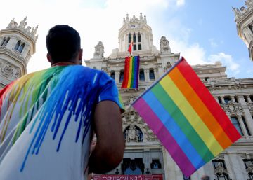 La capital estrena bandera La capital estrena bandera