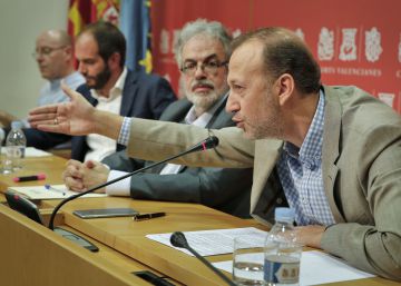 Los cuatro ex de Ciudadanos de las Cortes Valencianas pasan al grupo de no adscritos