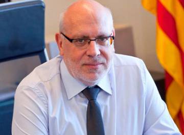 Puigdemont cesa a Baiget por sus dudas sobre el referéndum