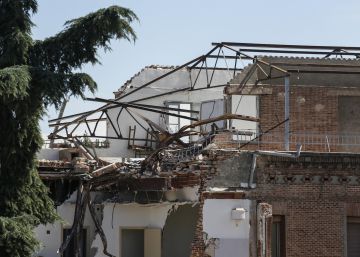 Los vecinos piden restituir el convento protegido derribado Los vecinos piden restituir el convento protegido derribado